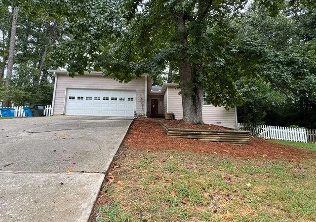 Photo 3 of Single family home for sale at 2978 Trotters View Way, Snellville, GA 30039 | MLS# 7823680 | Listing updated on 2026-08-27