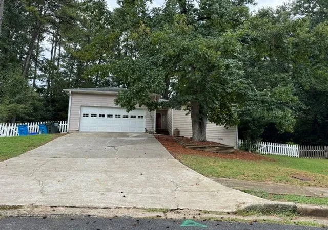 Photo 3 of Single family home for sale at 2978 Trotters View Way, Snellville, GA 30039 | MLS# 7823680 | Listing updated on 2026-08-27