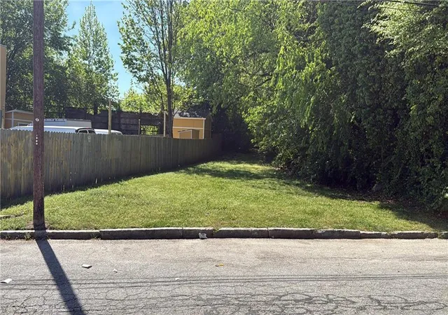 2nd image of 0 Ezzard St Se, Atlanta, GA 30312 | MLS# 7752110