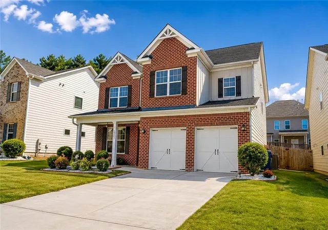 Photo 3 of Single family home for sale at 1777 Weatherbrook Cir, Lawrenceville, GA 30043 | MLS# 7829599 | Listing updated on 2026-09-18