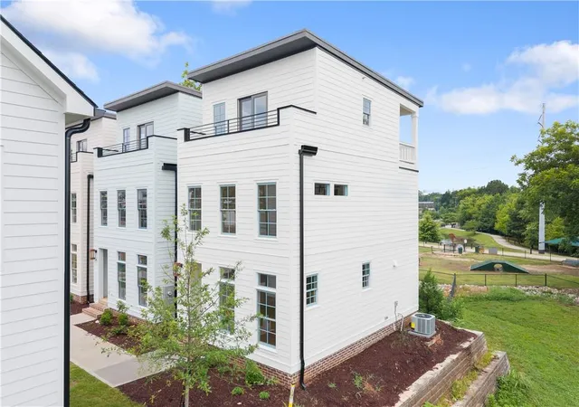 2nd image of 774 Trail View Ct Sw, Gainesville, GA 30501 | MLS# 7778271