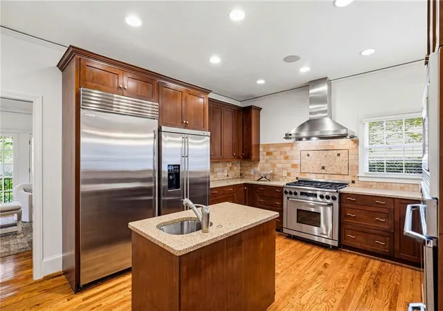 4th image of 964 Northcliffe Dr Nw, Atlanta, GA 30318 | MLS# 7824200