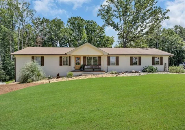3rd image of 1675 Alcovy Trestle Rd, Social Circle, GA 30025 | MLS# 7820032