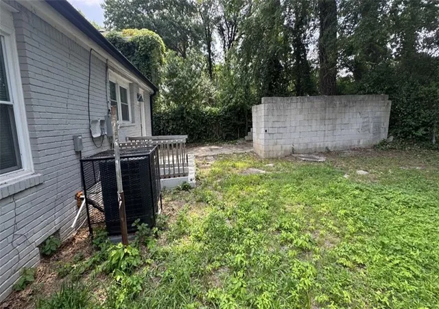 Photo 20 of Sale Pending at 1030 Westmoor Dr Nw, Atlanta, GA 30314 | MLS# 7770320 | Listing updated on 2026-09-10