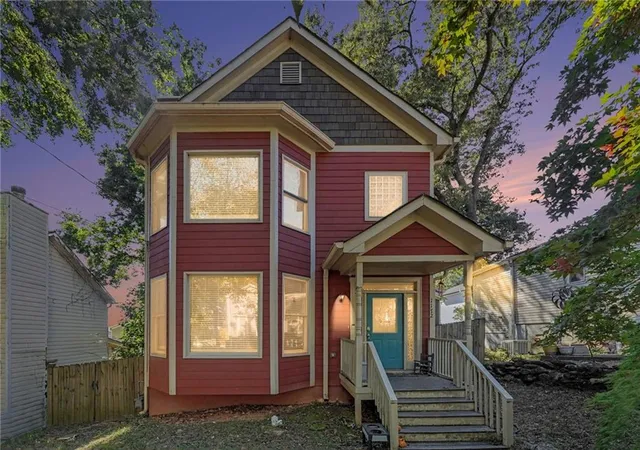 Photo 1 of Single family home for sale at 1172 Warfield St Nw, Atlanta, GA 30318 | MLS# 7857404 | Listing updated on 2026-10-30