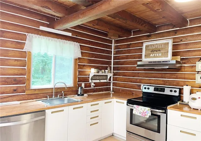 Photo 3 of Single family home for sale at 3081 Lee Rd, Snellville, GA 30039 | MLS# 7810326 | Listing updated on 2026-09-10