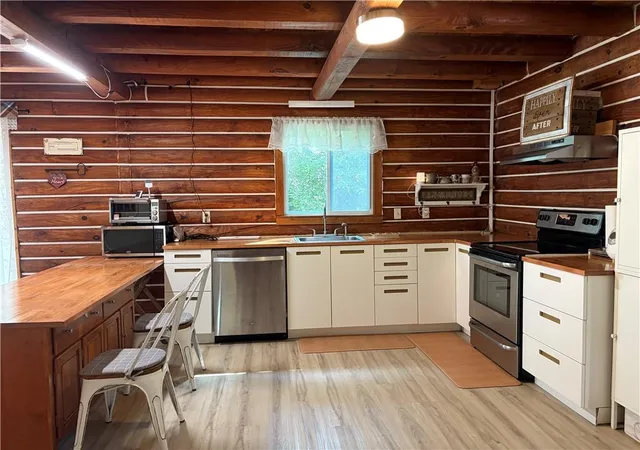 Photo 4 of Single family home for sale at 3081 Lee Rd, Snellville, GA 30039 | MLS# 7810326 | Listing updated on 2026-09-10