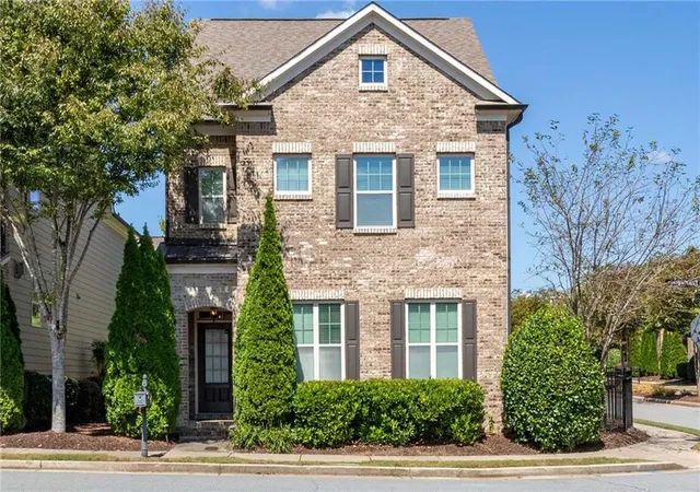 Photo 1 of Single family home for sale at 7875 Crownpoint Dr, Alpharetta, GA 30005 | MLS# 7812891 | Listing updated on 2026-09-14