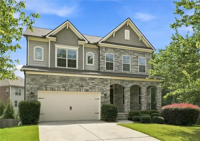 Photo 2 of Single family home for sale at 225 Stonebrier Ln, Alpharetta, GA 30004 | MLS# 7812604 | Listing updated on 2026-09-18