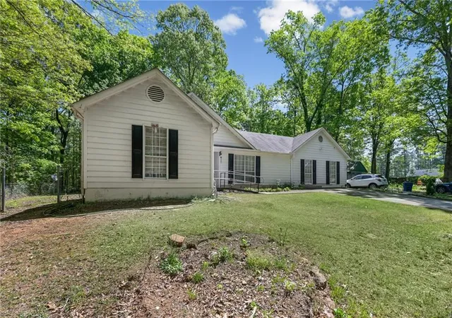 2nd image of 365 Cook Dr, Ellenwood, GA 30294 | MLS# 7809590