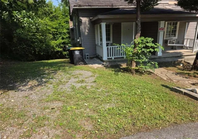 1st image of 215 Ne Smith St Ne, Rome, GA 30161 | MLS# 7816248