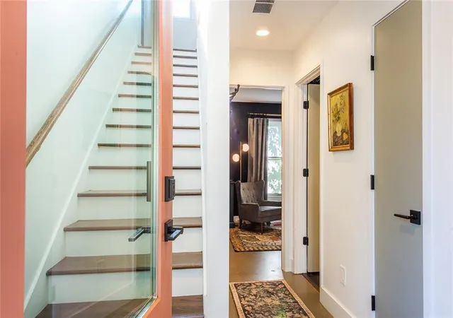 Photo 4 of Townhouse for sale at 104 Mattie Br Se, Atlanta, GA 30316 | MLS# 7827757 | Listing updated on 2026-09-13