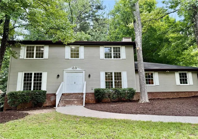 Homes for sale in Stone Mountain, GA | 5264 Golfcrest Cir, Stone Mountain, GA 30088 | MLS# 7798681