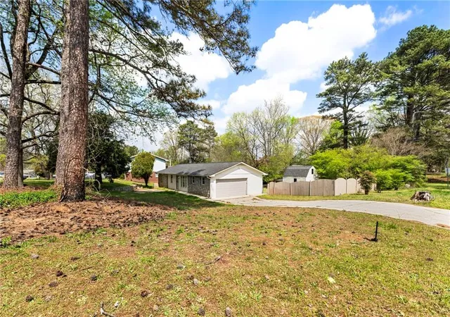 Homes for sale in Norcross, GA | 952 Star Ct, Norcross, GA 30093 | MLS# 7745944