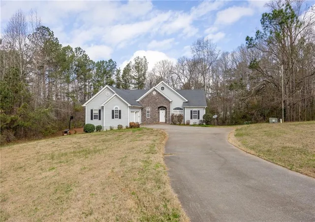 Homes for sale in Winston, GA | 7387 Milam Rd, Winston, GA 30187 | MLS# 7779240