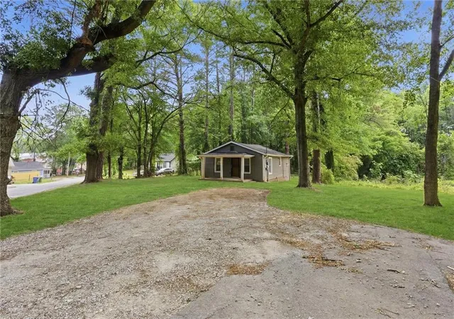 4th image of 2766 Waters Rd Sw, Atlanta, GA 30354 | MLS# 7770607