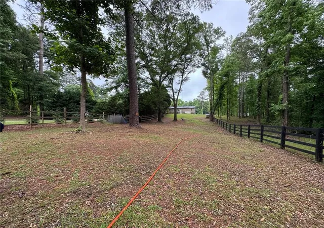 Photo 3 of Single family home for sale at 219 Lynn Rd, Bethlehem, GA 30620 | MLS# 7821363 | Listing updated on 2026-09-11