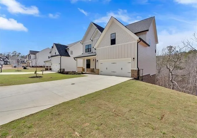 3rd image of 648 Longwood Pl, Dallas, GA 30132 | MLS# 7803545