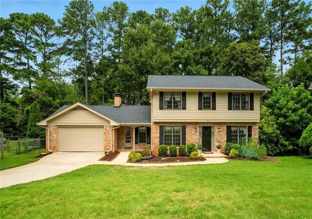 5th image of 2416 Norwich Ln, Tucker, GA 30084 | MLS# 7729066