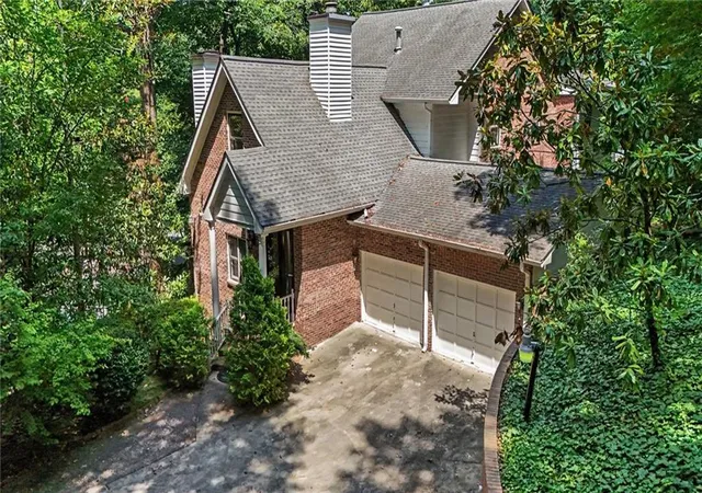 Photo 3 of Sale Pending at 6415 River Chase Cir, Sandy Springs, GA 30328 | MLS# 7814340 | Listing updated on 2026-10-05