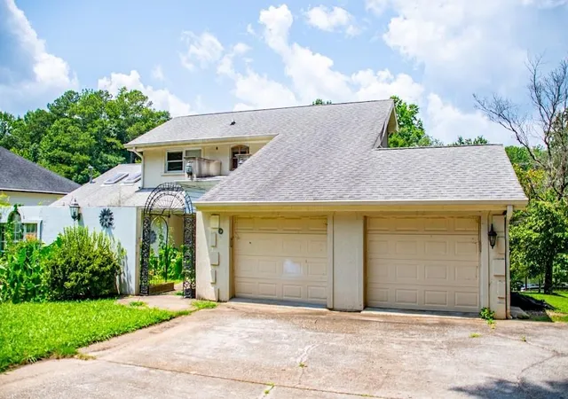 3rd image of 10083 Lakeview Pkwy, Villa Rica, GA 30180 | MLS# 7814903