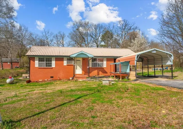 Photo 3 of Single family home for sale at 133 Rolling Acres 2nd St, Calhoun, GA 30701 | MLS# 7804537 | Listing updated on 2026-07-29