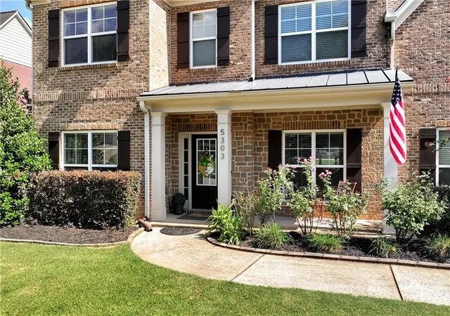2nd image of 5303 Timber Wild Ln, Buford, GA 30518 | MLS# 7823923
