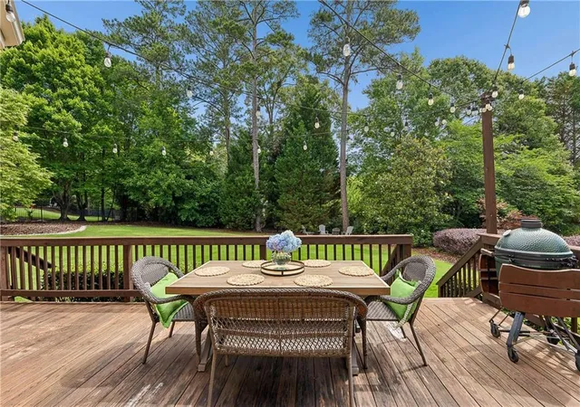 4th image of 725 Pine Leaf Ct, Johns Creek, GA 30022 | MLS# 7770711