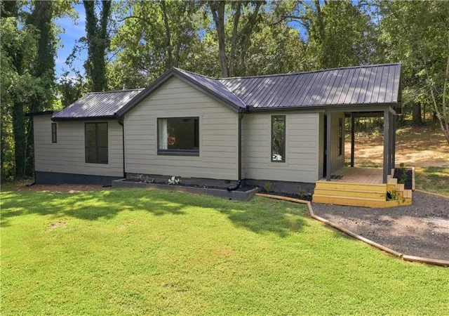 Photo 2 of Single family home for sale at 13 W Center Rd Se, Rome, GA 30161 | MLS# 7826633 | Listing updated on 2026-09-15