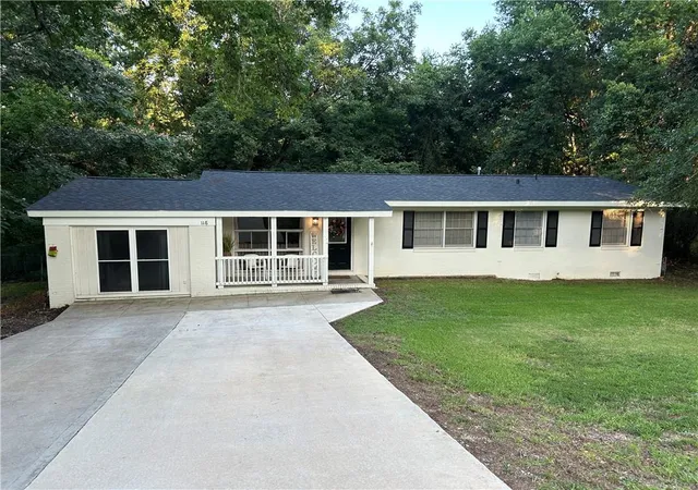 Homes for sale in Milledgeville, GA | 118 Allenwood Rd Sw, Milledgeville, GA 31061 | MLS# 7799543