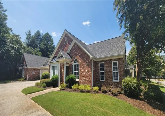 Photo 3 of Condo for sale at 1006 Somerton Pl, Cumming, GA 30040 | MLS# 7813661 | Listing updated on 2026-09-09