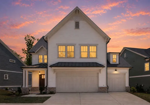 1st image of 844 Lakemont Dr, Canton, GA 30114 | MLS# 7776257