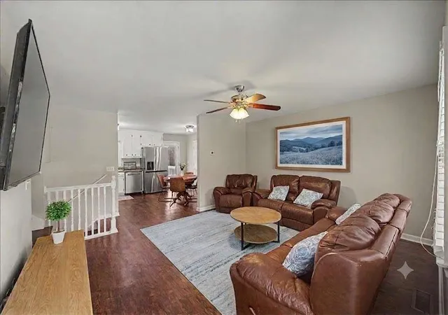Photo 2 of Single family home for sale at 558 Peeples Valley Rd Ne, Cartersville, GA 30121 | MLS# 7822451 | Listing updated on 2026-09-08