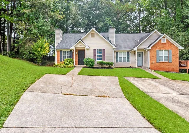 Photo 3 of Sale Pending at 1273 Scripps Ct Sw, Marietta, GA 30008 | MLS# 7828678 | Listing updated on 2026-09-08
