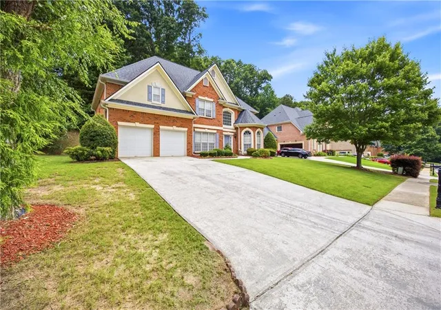 2nd image of 1345 Cresthaven Ln, Lawrenceville, GA 30043 | MLS# 7796705