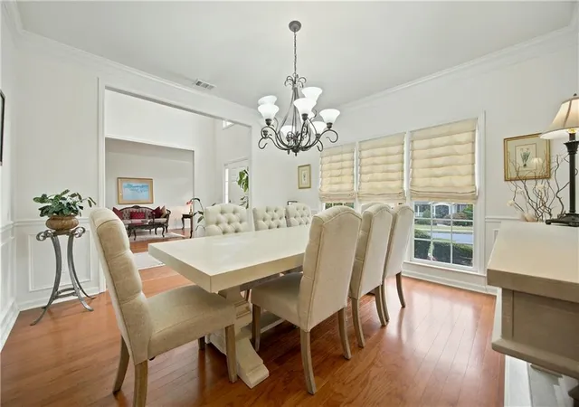 4th image of 1345 Cresthaven Ln, Lawrenceville, GA 30043 | MLS# 7796705