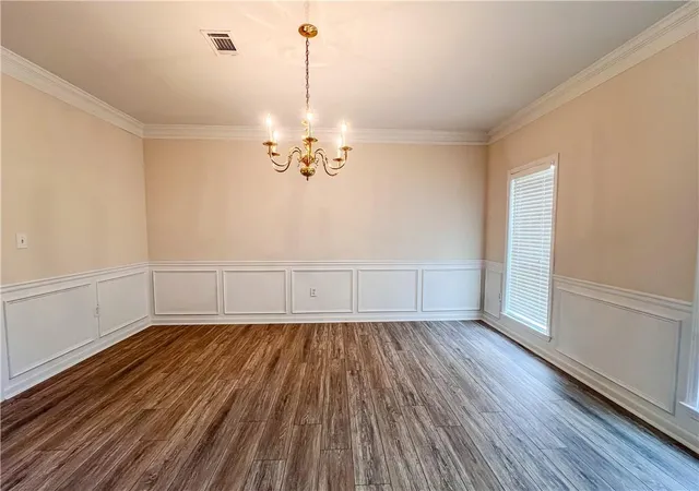 Photo 4 of Sale Pending at 140 Dearing Woods Way, Covington, GA 30014 | MLS# 7808273 | Listing updated on 2026-09-09