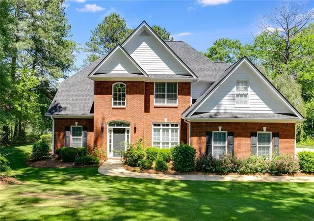 Photo 1 of Single family home for sale at 110 Pond View Point, La Grange, GA 30240 | MLS# 7720955 | Listing updated on 2026-08-29
