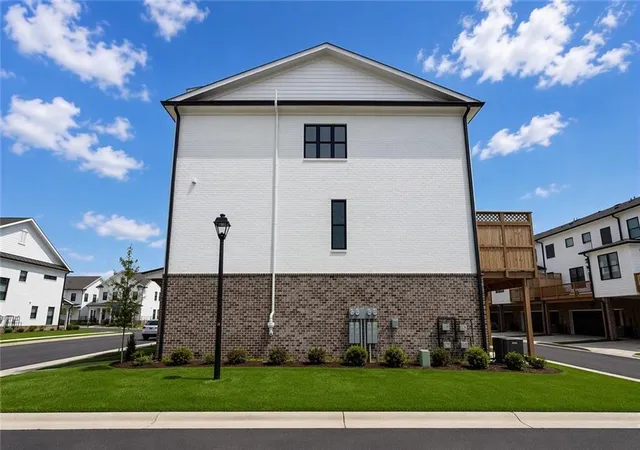 Photo 2 of Townhouse for sale at 5434 Howington Ct #189, Buford, GA 30518 | MLS# 7822229 | Listing updated on 2026-09-20