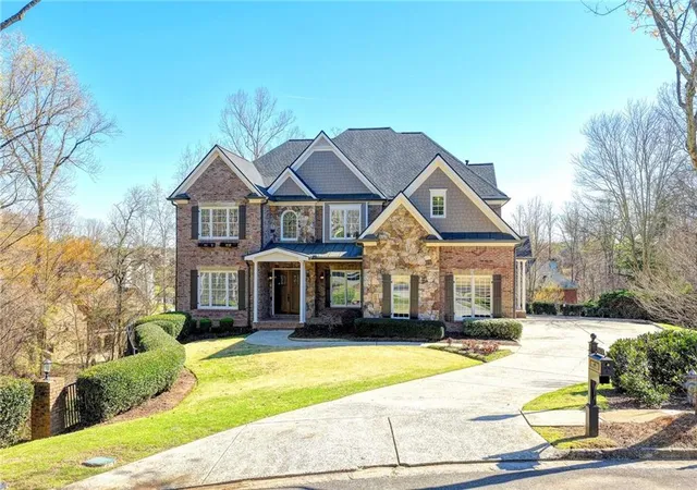 Photo 2 of Single family home for sale at 2895 Shumard Oak Dr, Braselton, GA 30517 | MLS# 7733382 | Listing updated on 2026-09-08