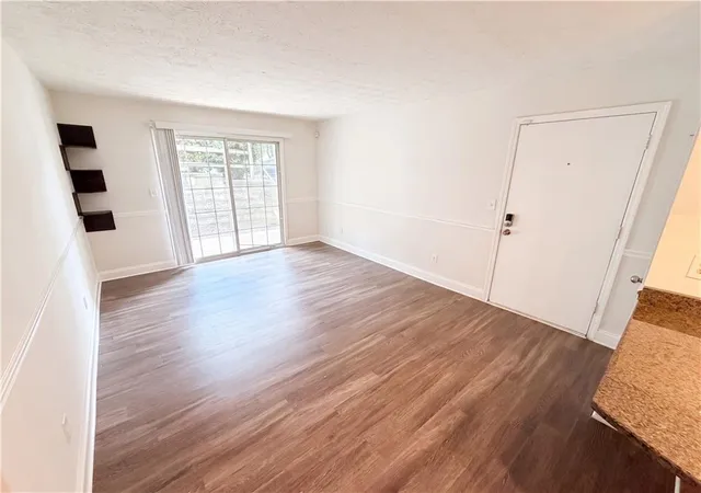 5th image of 3175 Seven Pines Ct, Atlanta, GA 30339