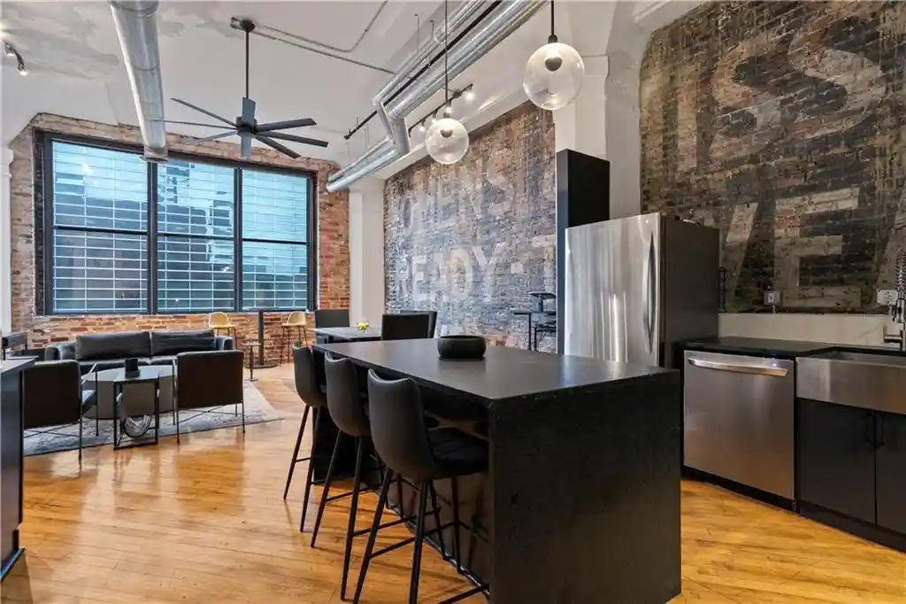 Condo for sale at 87 Peachtree St SW #504, Atlanta, GA 30303 | MLS# 7861616
