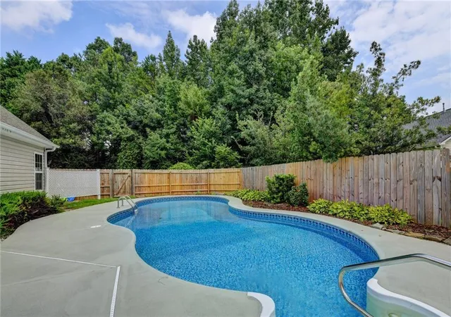 2nd image of 1831 Stillbrook Wy, Lawrenceville, GA 30043 | MLS# 7814017