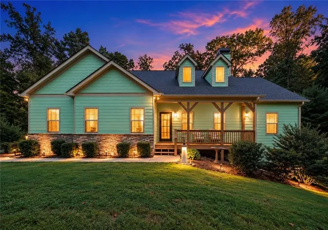 Photo 1 of Single family home for sale at 311 Old White Oak Trl, Dawsonville, GA 30534 | MLS# 7851146 | Listing updated on 2026-10-23