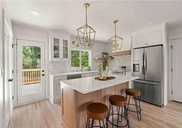3rd image of 75 Otis St Ne, Marietta, GA 30060 | MLS# 7810343