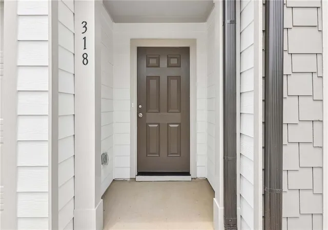 4th image of 320 Dearborn Dr, Cartersville, GA 30120 | MLS# 7801419