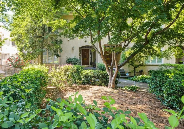 Photo 2 of Townhouse for sale at 34 28th Street, Atlanta, GA 30309 | MLS# 7812628 | Listing updated on 2026-09-13