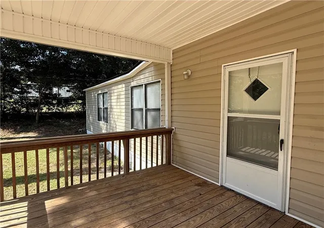 Photo 2 of Sale Pending at 143 Whitley Dr, Warner Robins, GA 31093 | MLS# 7802770 | Listing updated on 2026-09-22