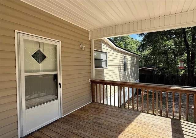 Photo 3 of Sale Pending at 143 Whitley Dr, Warner Robins, GA 31093 | MLS# 7802770 | Listing updated on 2026-09-22
