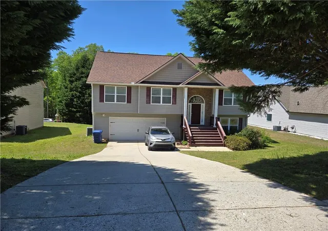 Photo 1 of Single family home for sale at 245 Oceanliner Dr, Winder, GA 30680 | MLS# 7559486 | Listing updated on 2026-05-15